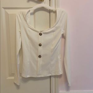 white long sleeve tee